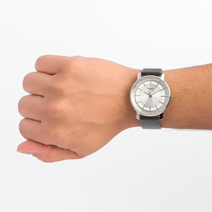 Chester 3-Hand 38mm Leather Band