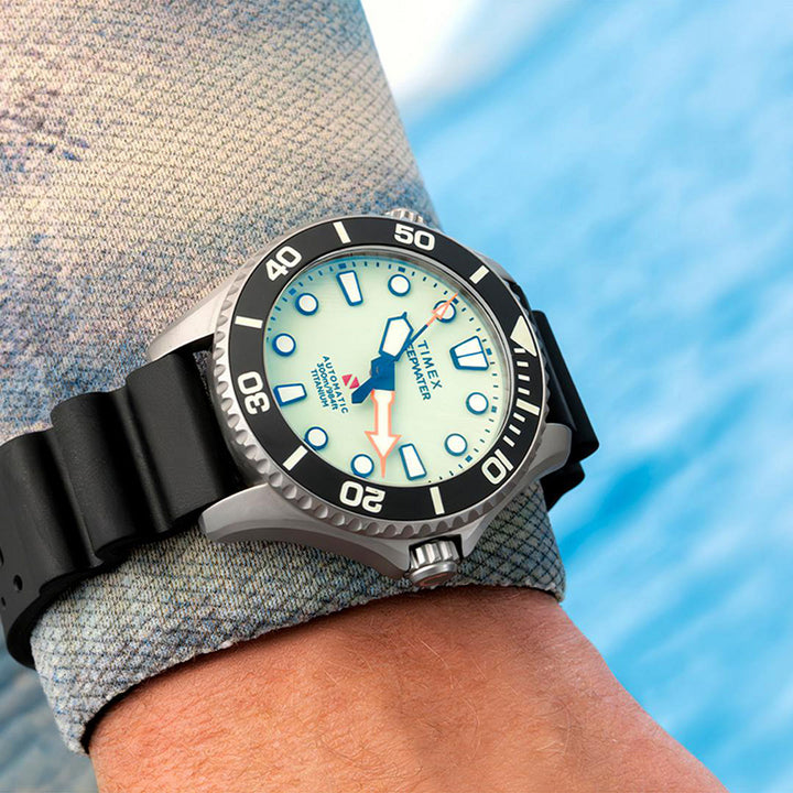 Deepwater Meridian 300 Titanium Hev Automatic 44mm Rubber Band