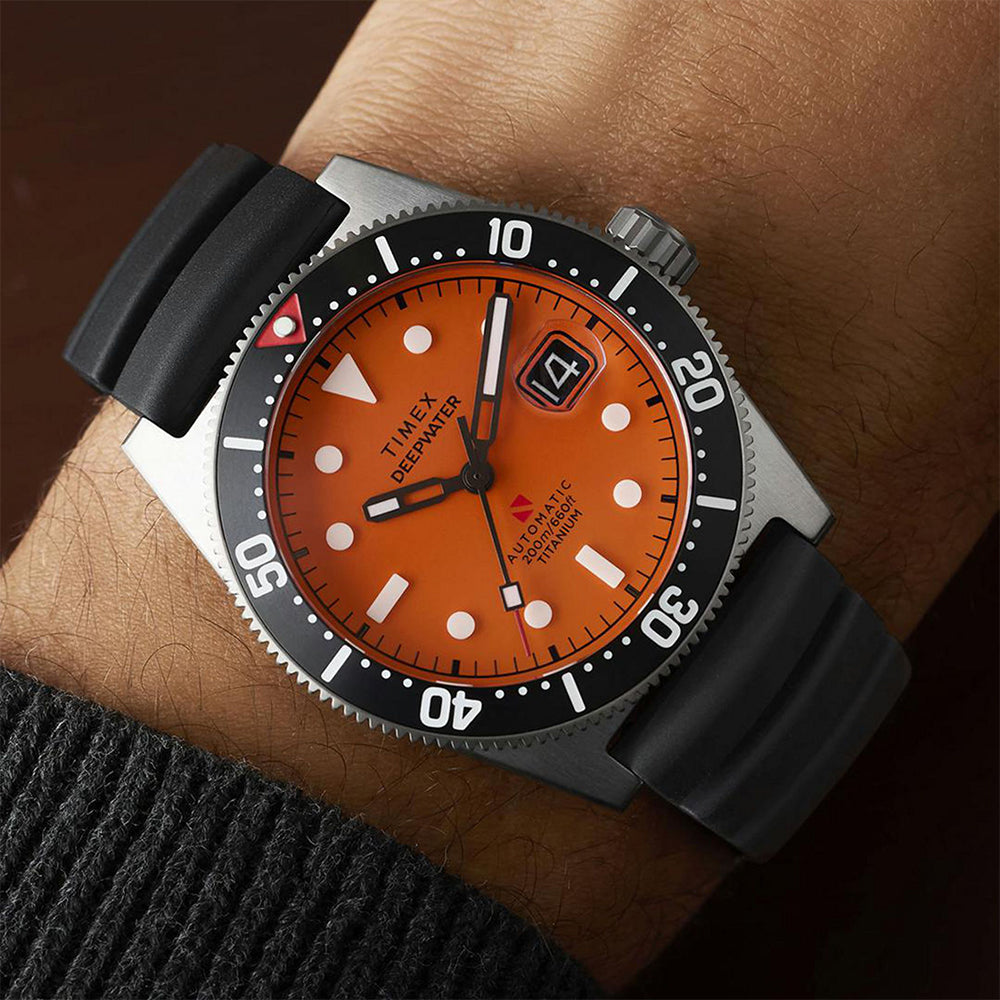 Deepwater Reef 200 Titanium Automatic 41mm Resin Band