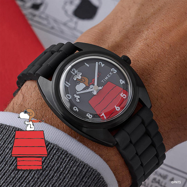 Peanuts® x Timex 1979 Reissue 2-Hand 37mm Silicone Band