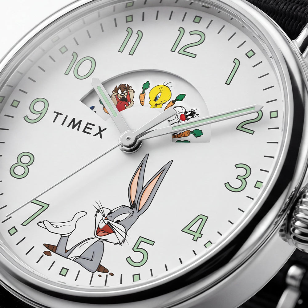 Timex Standard x Looney Tunes 3-Hand 40mm Fabric Band