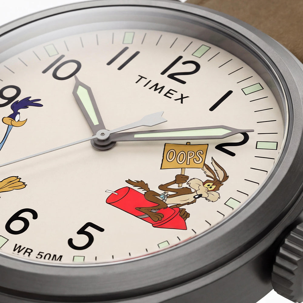 Timex Expedition Scout x Looney Tunes 3-Hand 40mm Leather Band